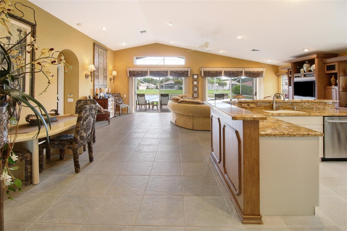 6870 Castlemaine Avenue, Boynton Beach