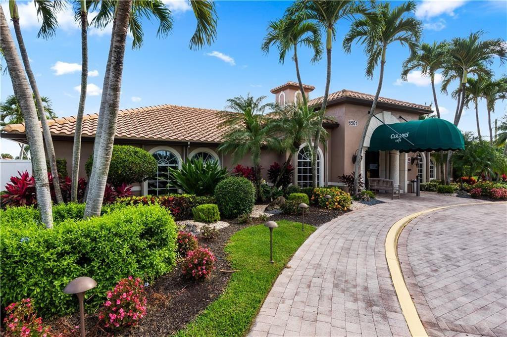 6870 Castlemaine Avenue, Boynton Beach