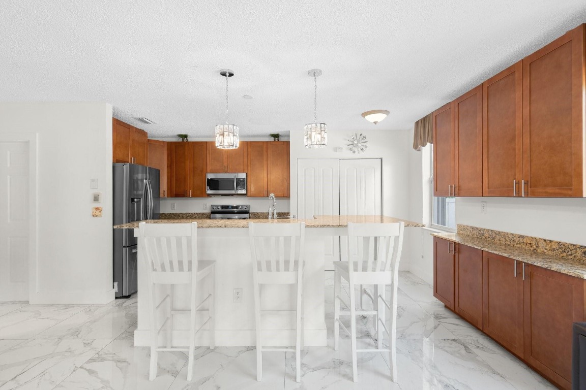 433 NW 115th Terrace, Coral Springs