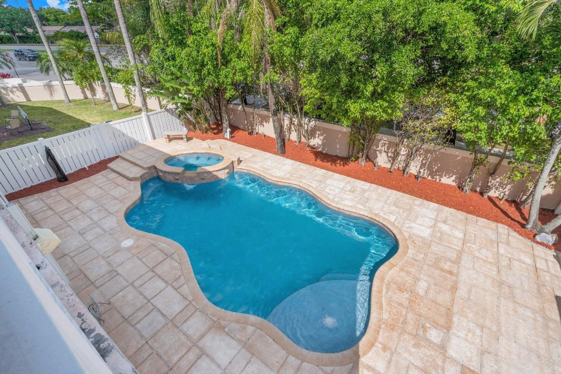 433 NW 115th Terrace, Coral Springs