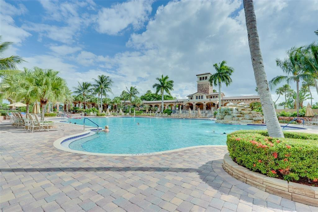 7992 NW 109th Lane, Parkland