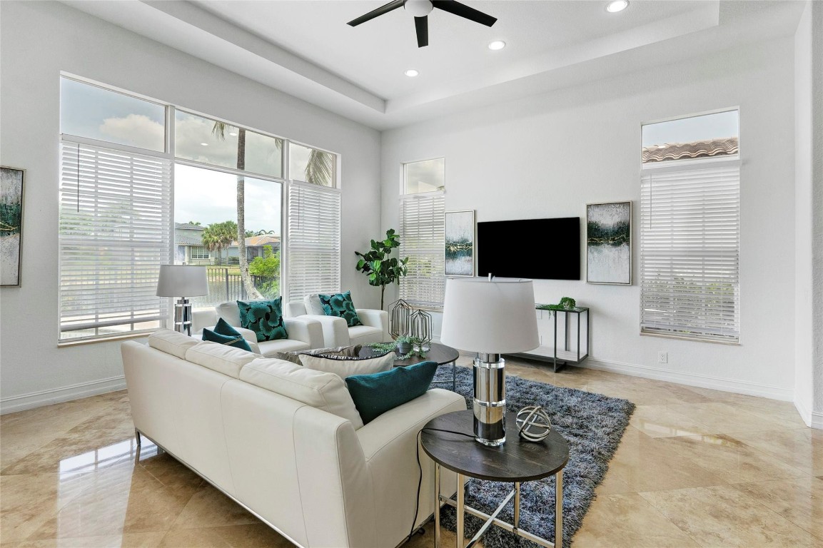 7992 NW 109th Lane, Parkland