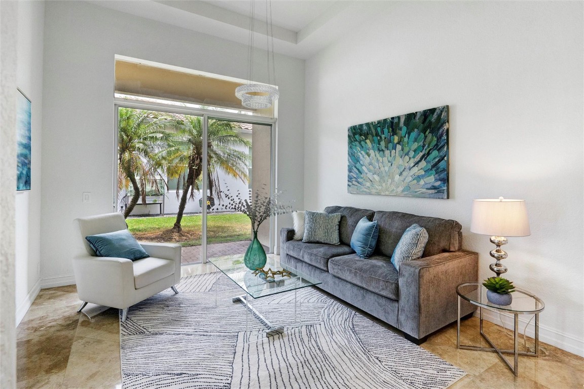 7992 NW 109th Lane, Parkland