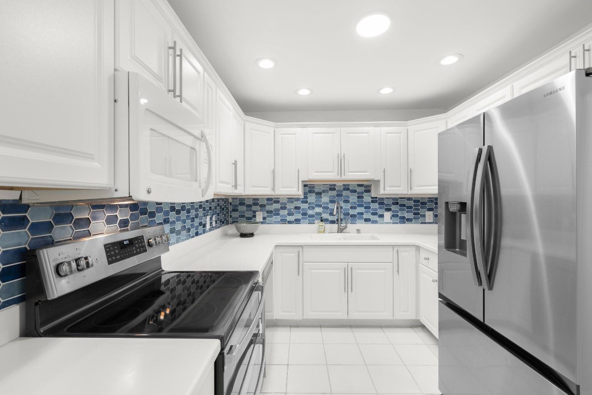 3391 Deer Creek Lake Shore Drive 1, Deerfield Beach Unit: 1