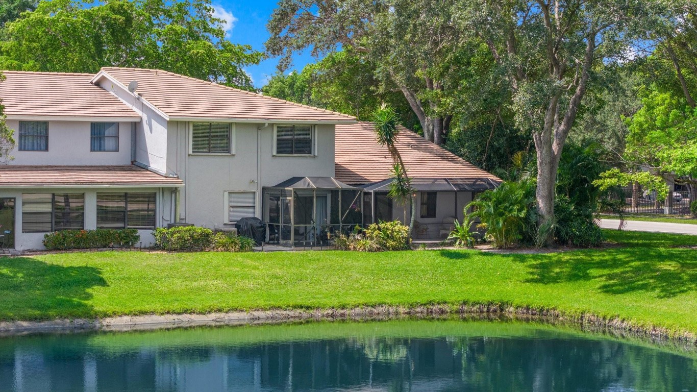 3391 Deer Creek Lake Shore Drive 1, Deerfield Beach Unit: 1