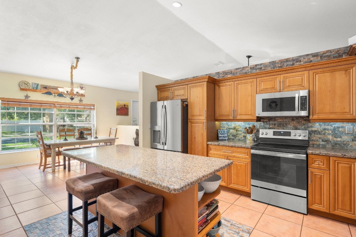 13100 NW 11th Drive, Sunrise