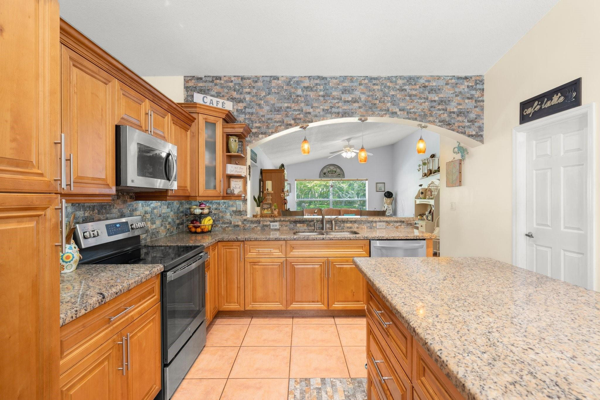 13100 NW 11th Drive, Sunrise