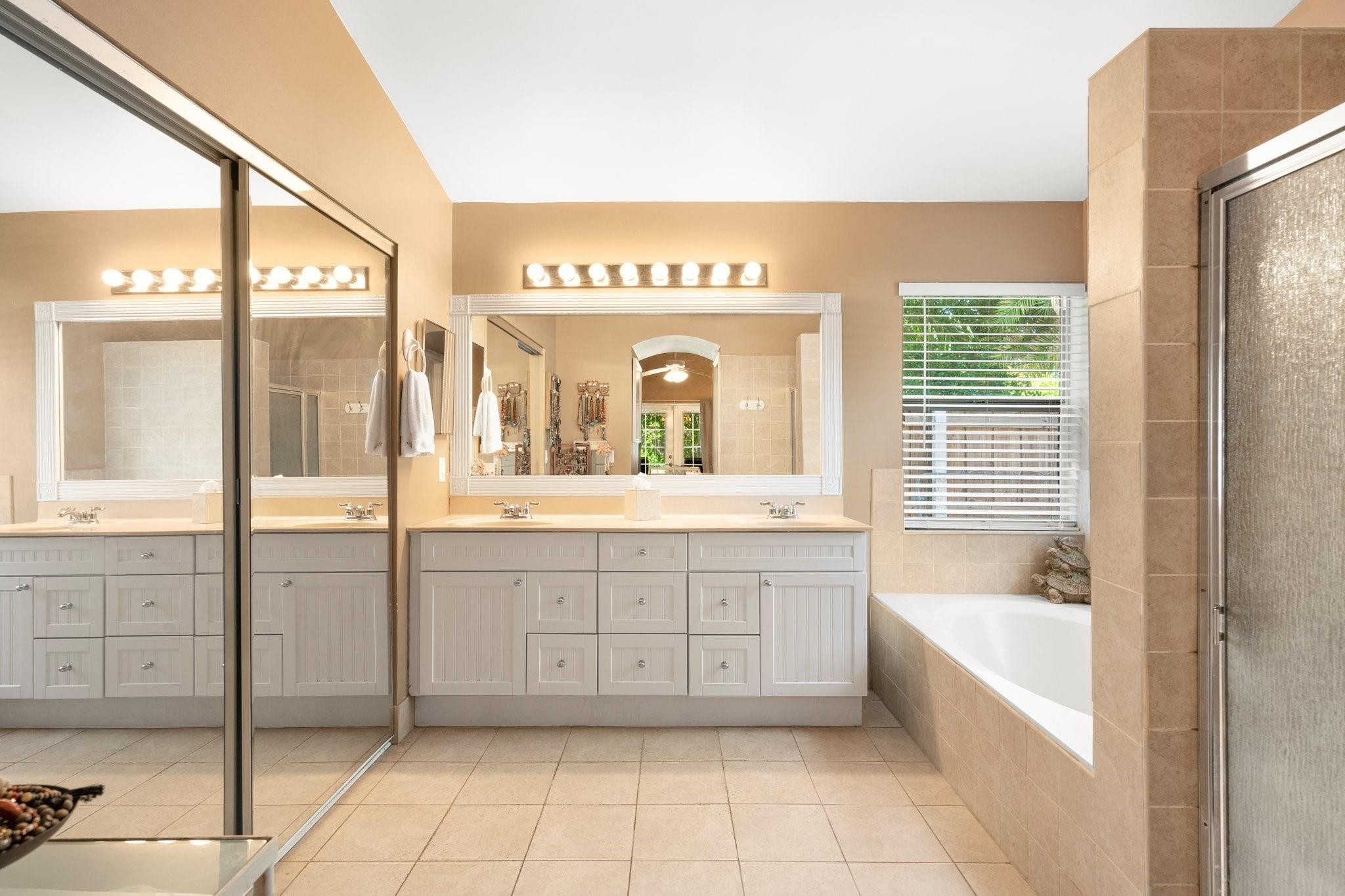 13100 NW 11th Drive, Sunrise