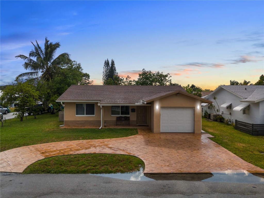 7609 NW 72nd Avenue, Tamarac