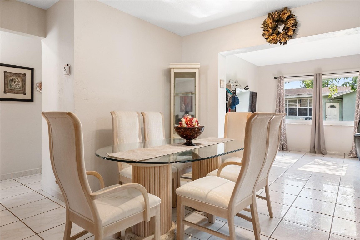 7609 NW 72nd Avenue, Tamarac