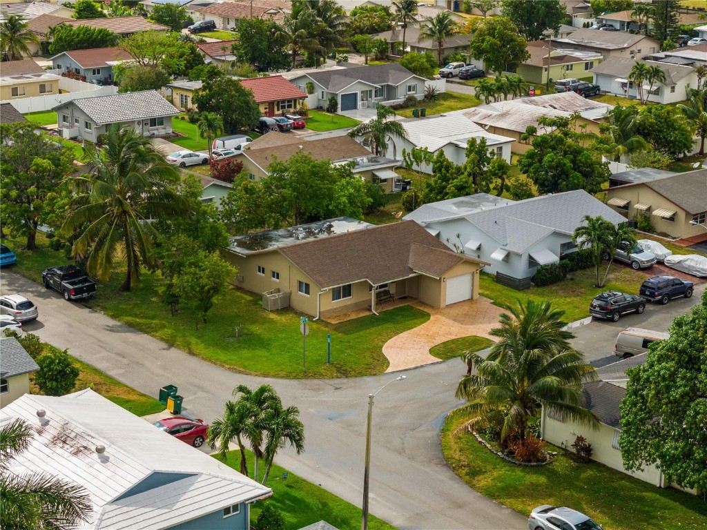 7609 NW 72nd Avenue, Tamarac