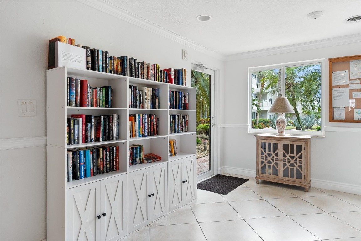 1198 Hillsboro Mile 228, Hillsboro Beach Unit: 228