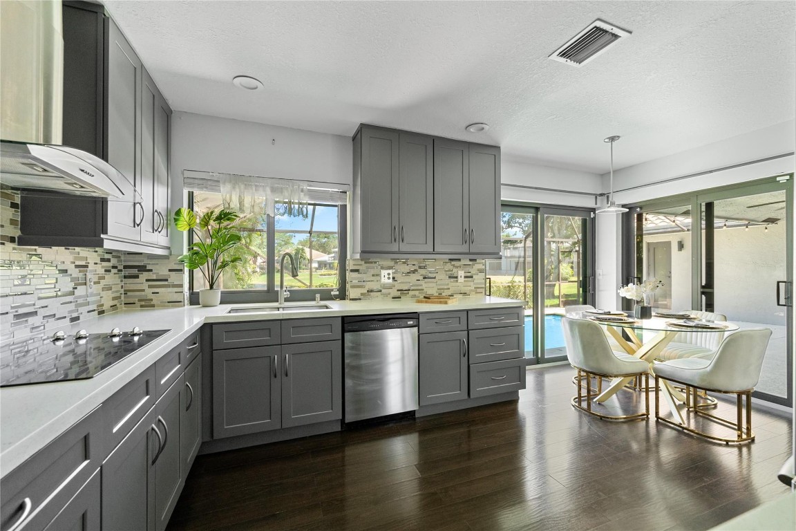 5041 NW 64th Drive, Coral Springs