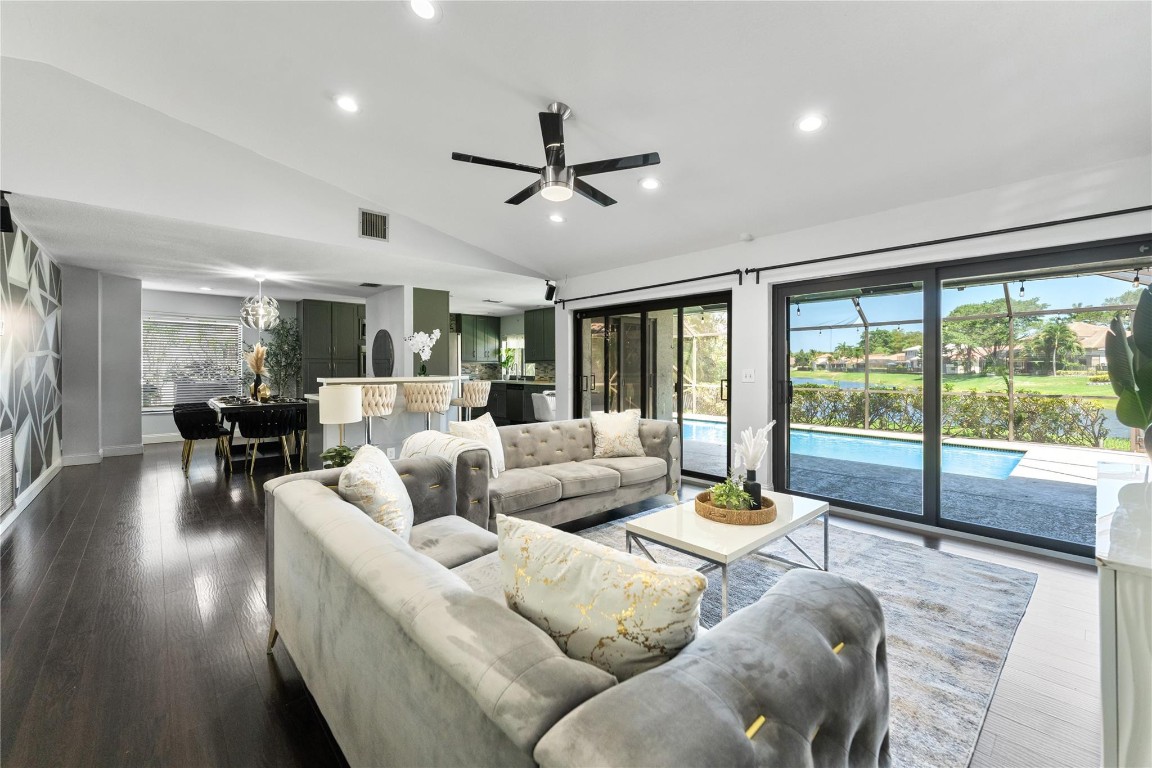 5041 NW 64th Drive, Coral Springs