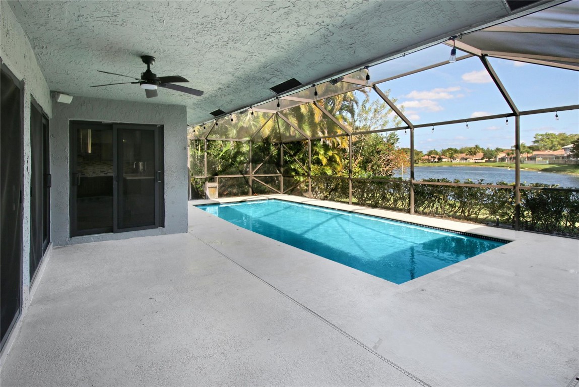 5041 NW 64th Drive, Coral Springs