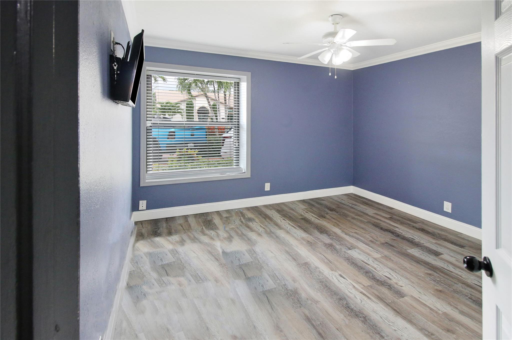 4099 NW 73rd Way