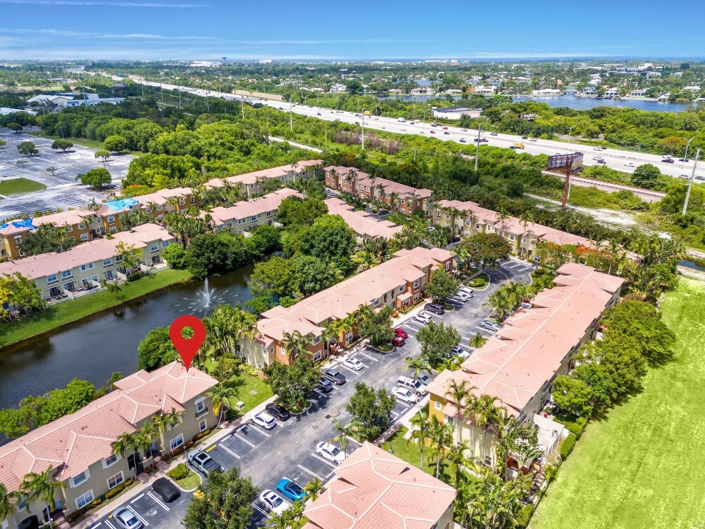 265 Lake Monterey Circle, Boynton Beach