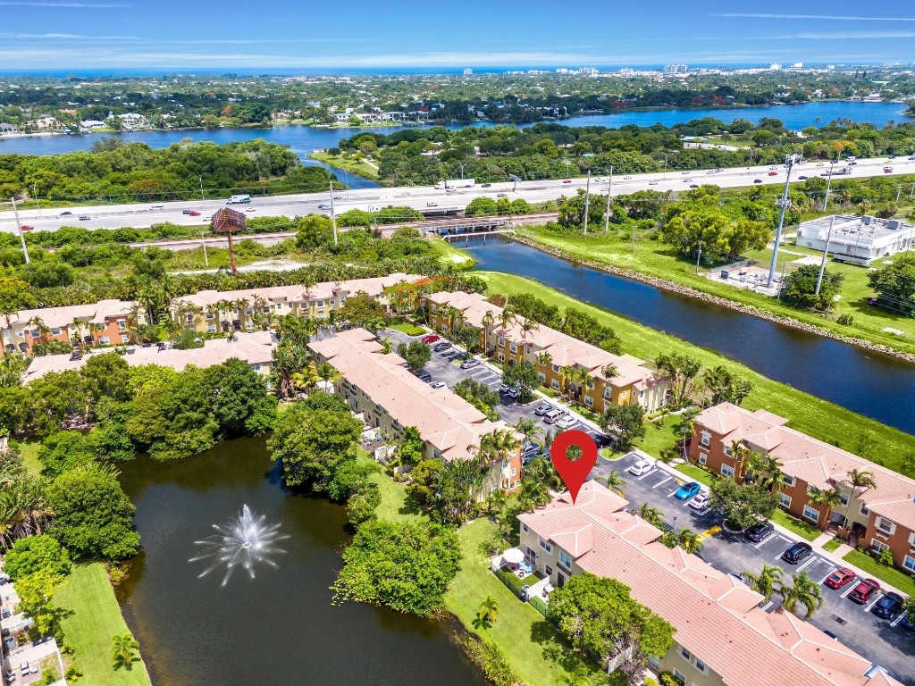 265 Lake Monterey Circle, Boynton Beach