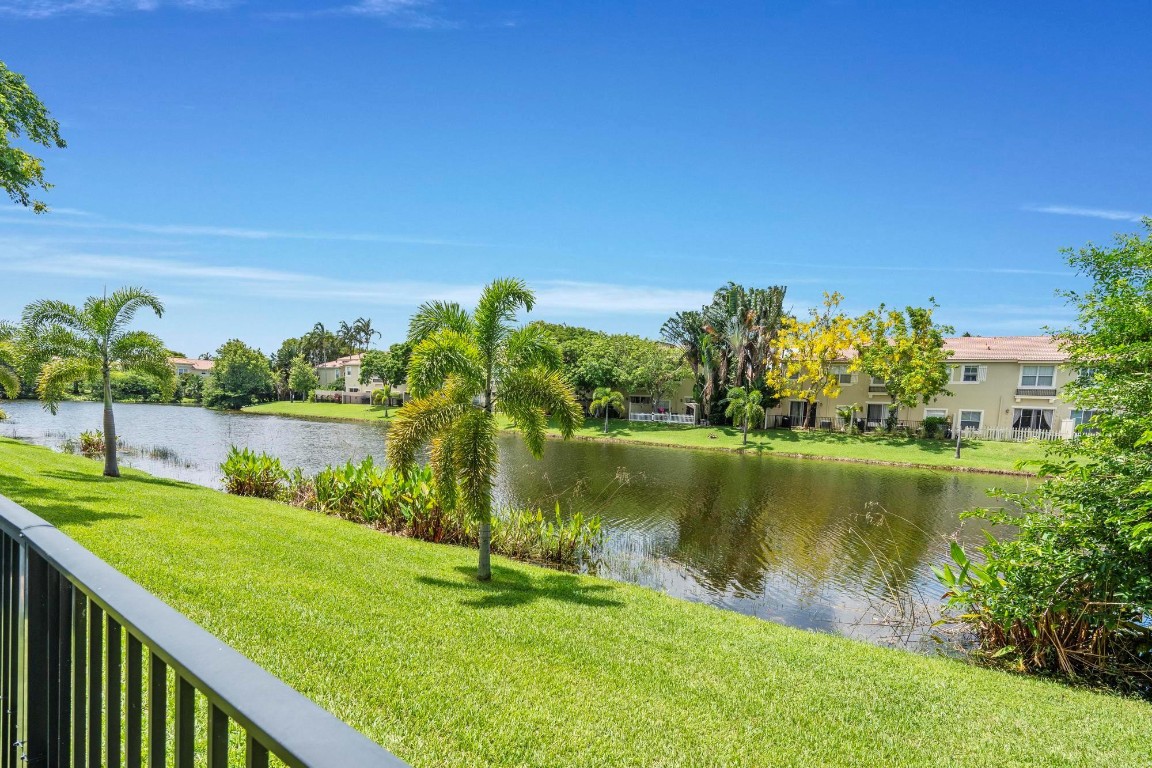 265 Lake Monterey Circle, Boynton Beach