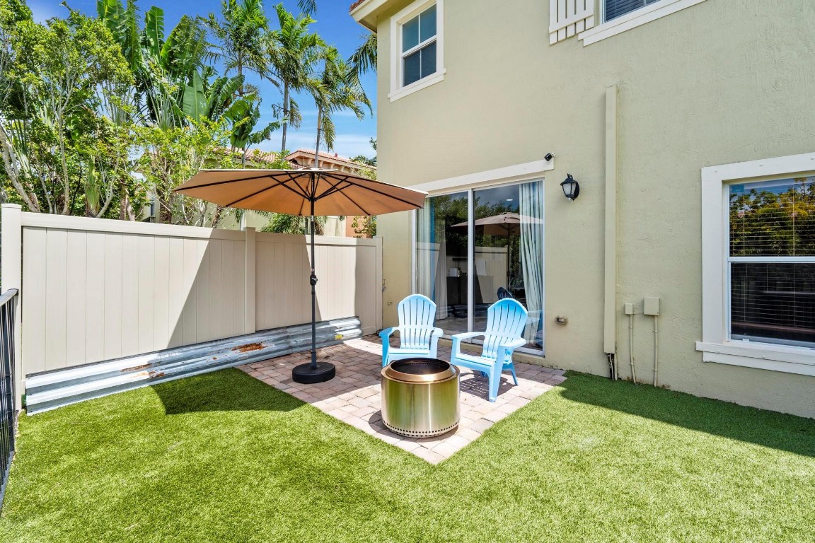 265 Lake Monterey Circle, Boynton Beach