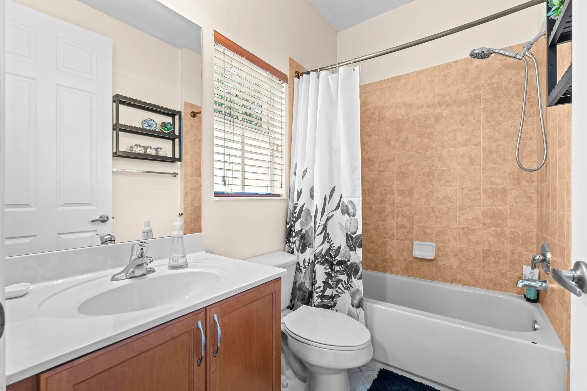 265 Lake Monterey Circle, Boynton Beach