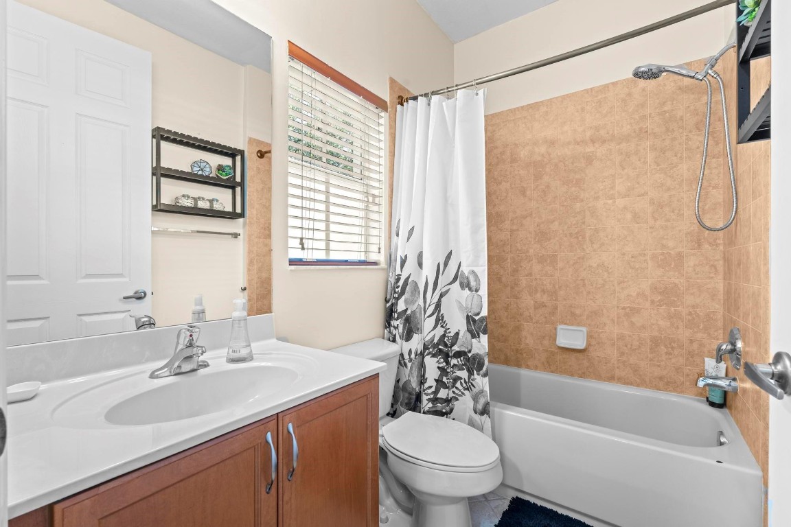 265 Lake Monterey Circle, Boynton Beach