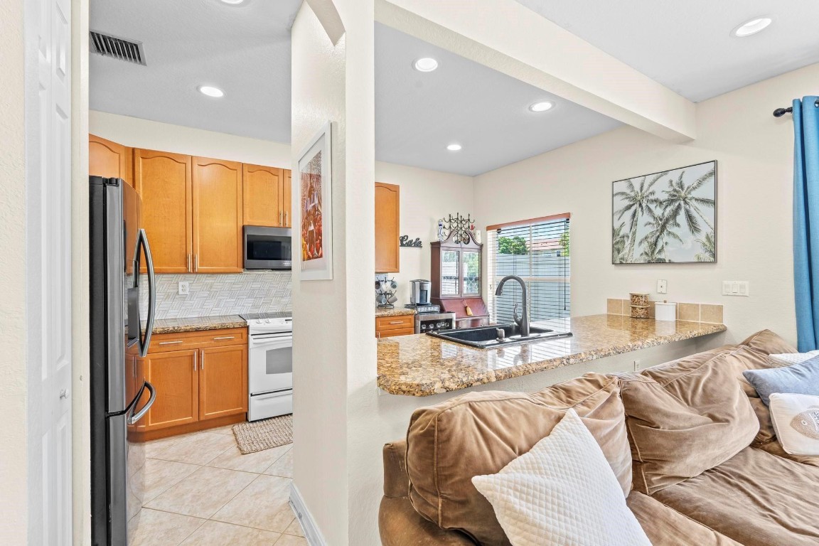 265 Lake Monterey Circle, Boynton Beach