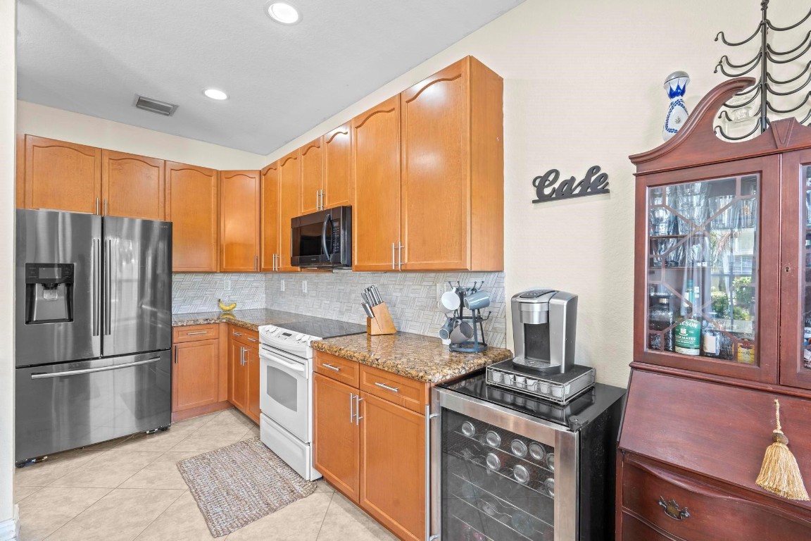 265 Lake Monterey Circle, Boynton Beach