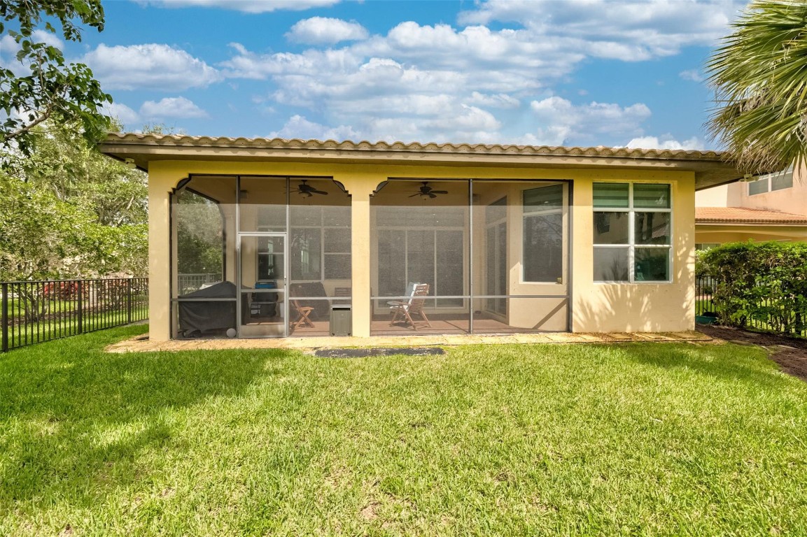 8061 NW 125th Terrace, Parkland