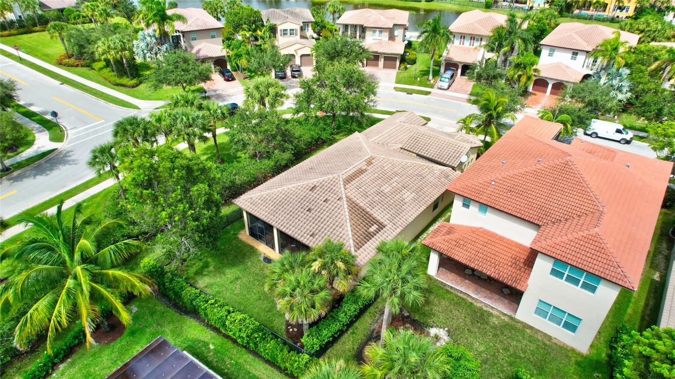 8061 NW 125th Terrace, Parkland