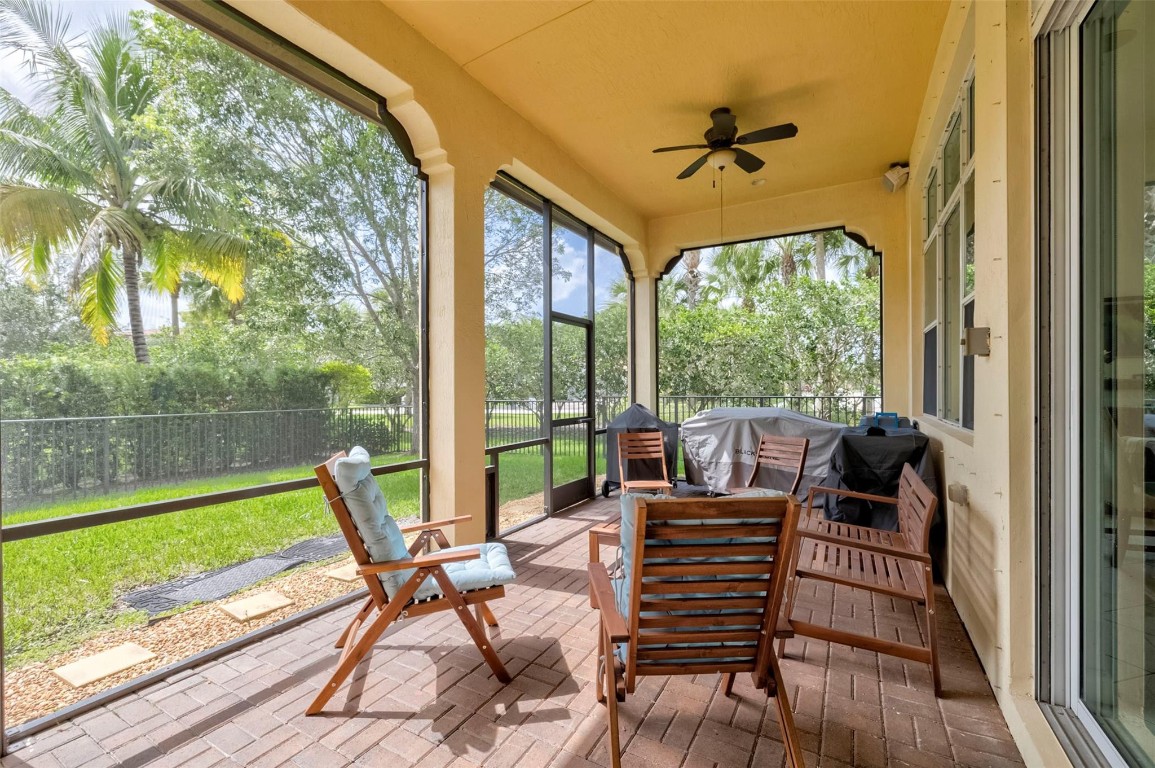 8061 NW 125th Terrace, Parkland