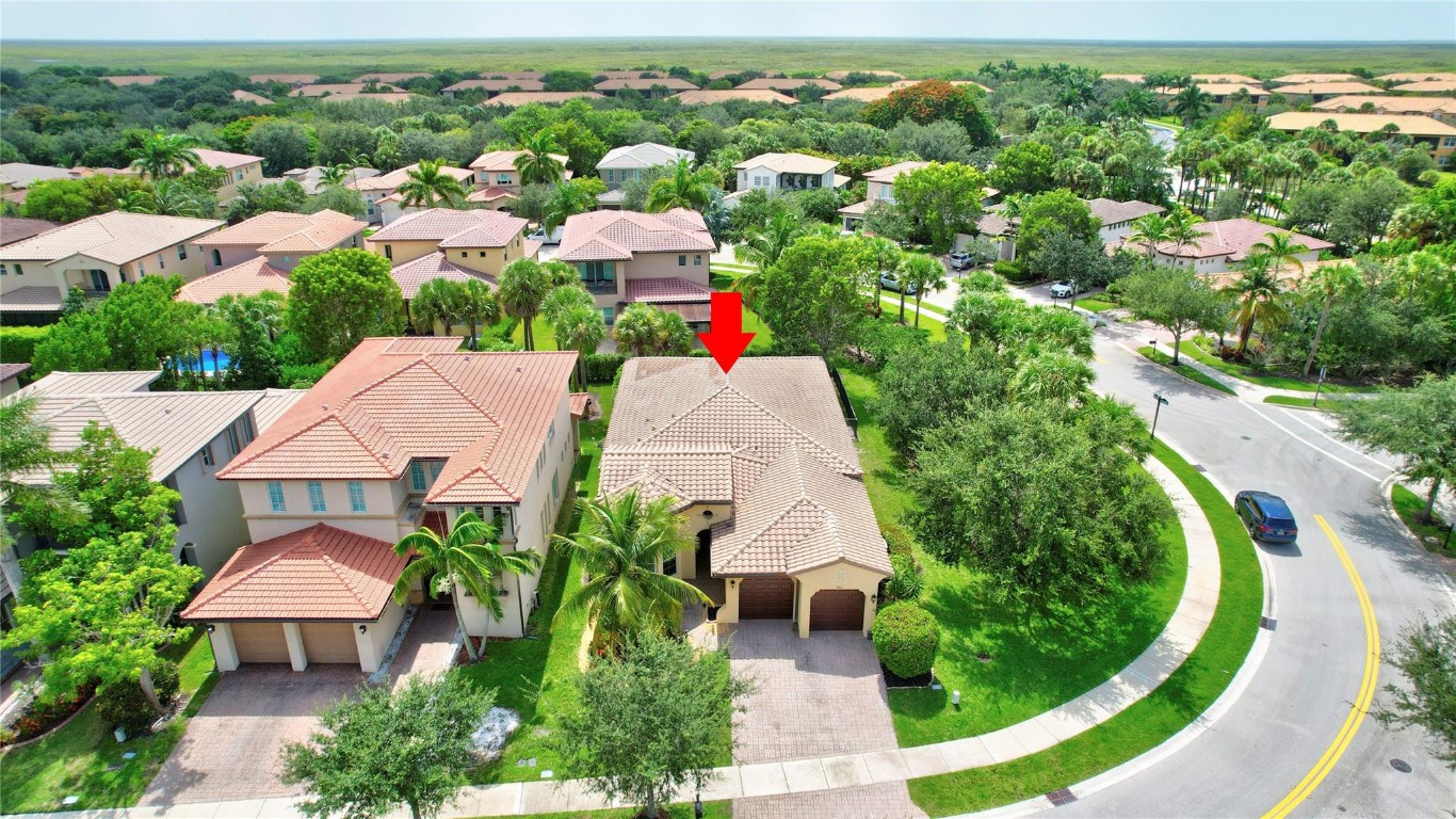 8061 NW 125th Terrace, Parkland