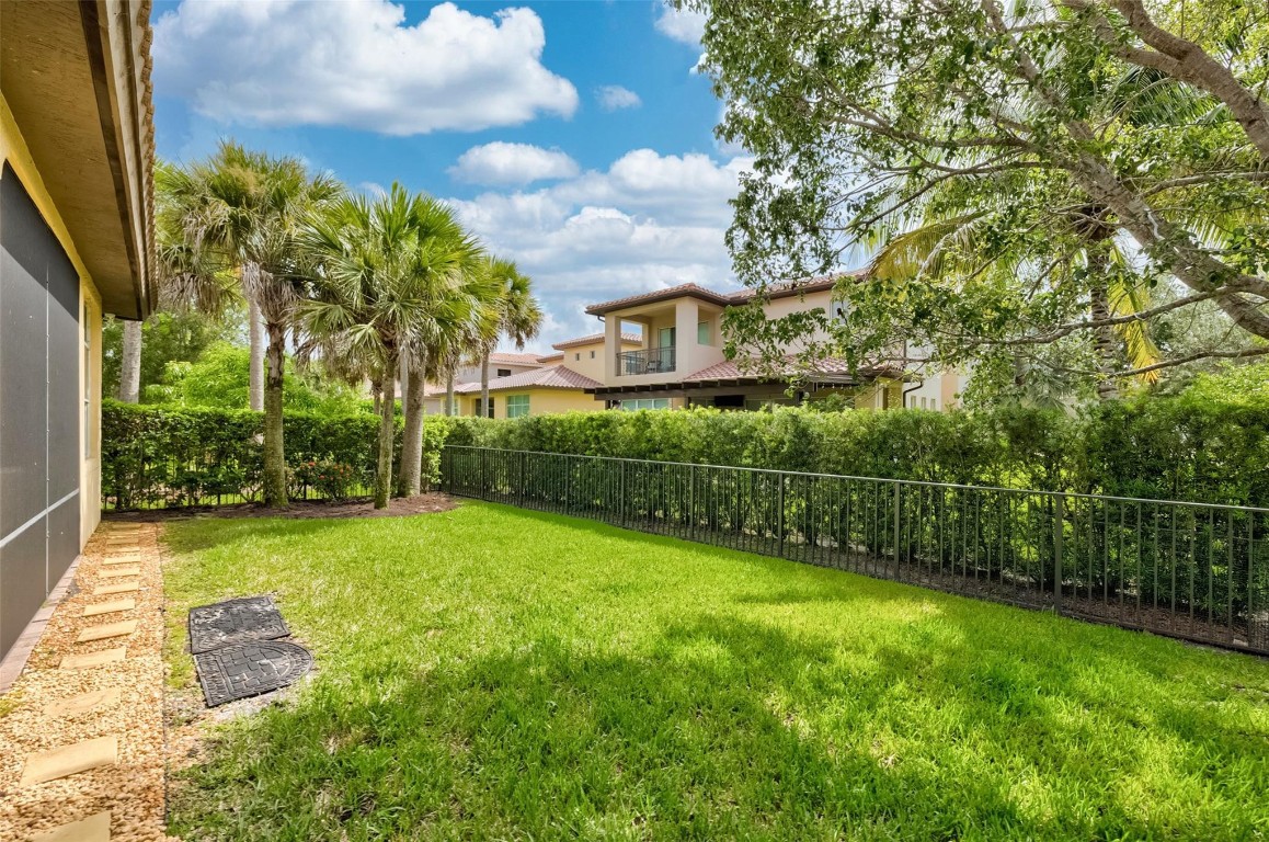 8061 NW 125th Terrace, Parkland