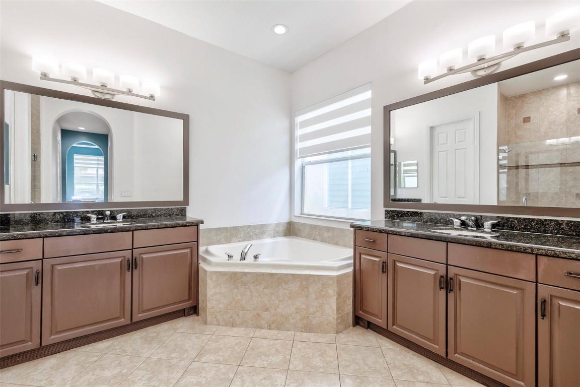 8061 NW 125th Terrace, Parkland