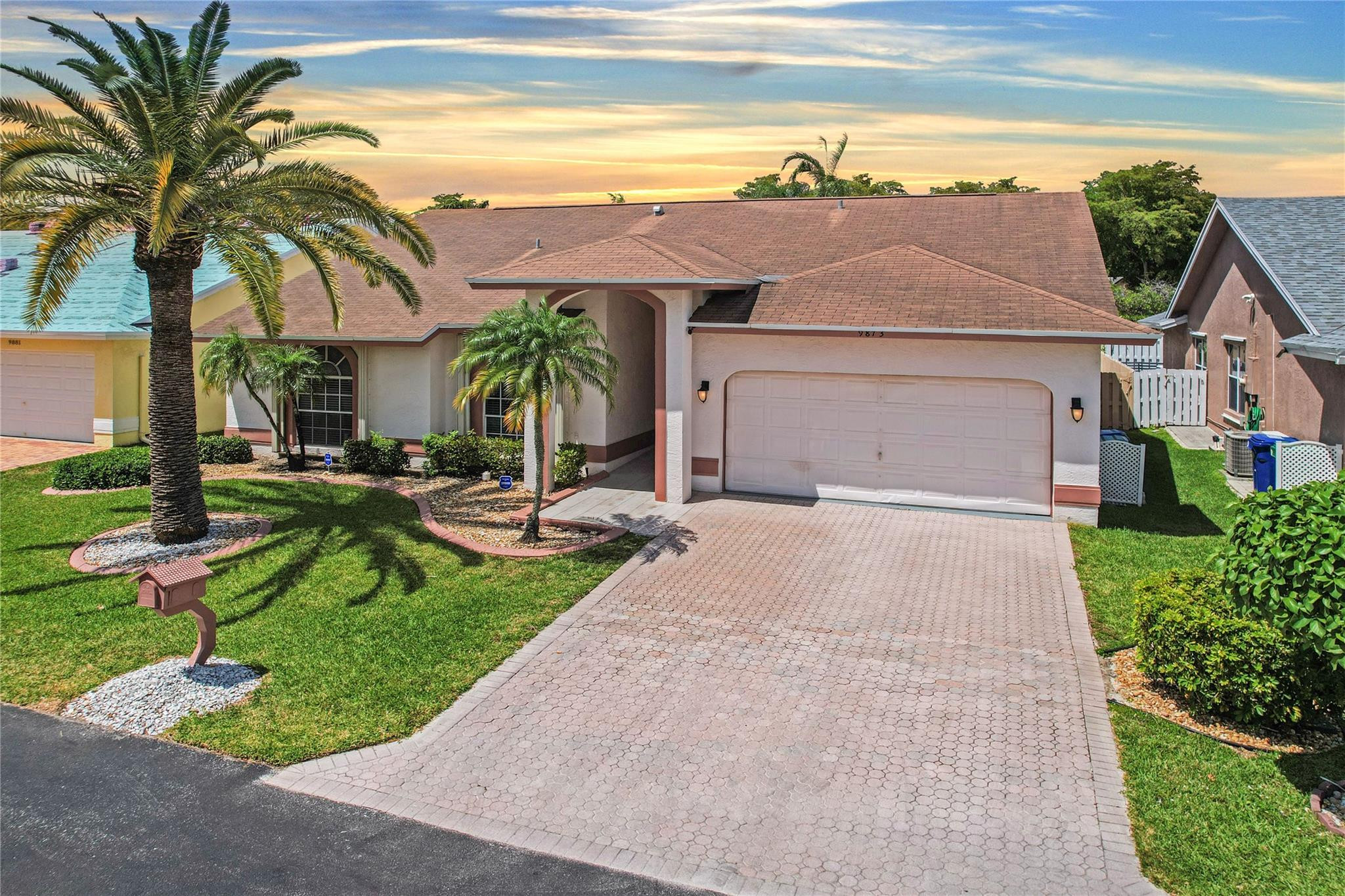 9873 NW 54th Place, Coral Springs