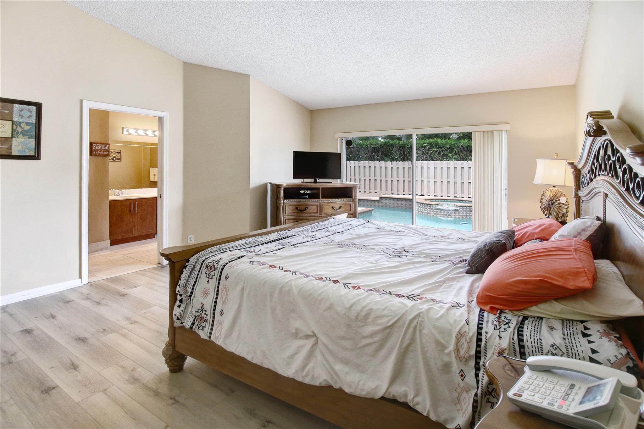 9873 NW 54th Place, Coral Springs