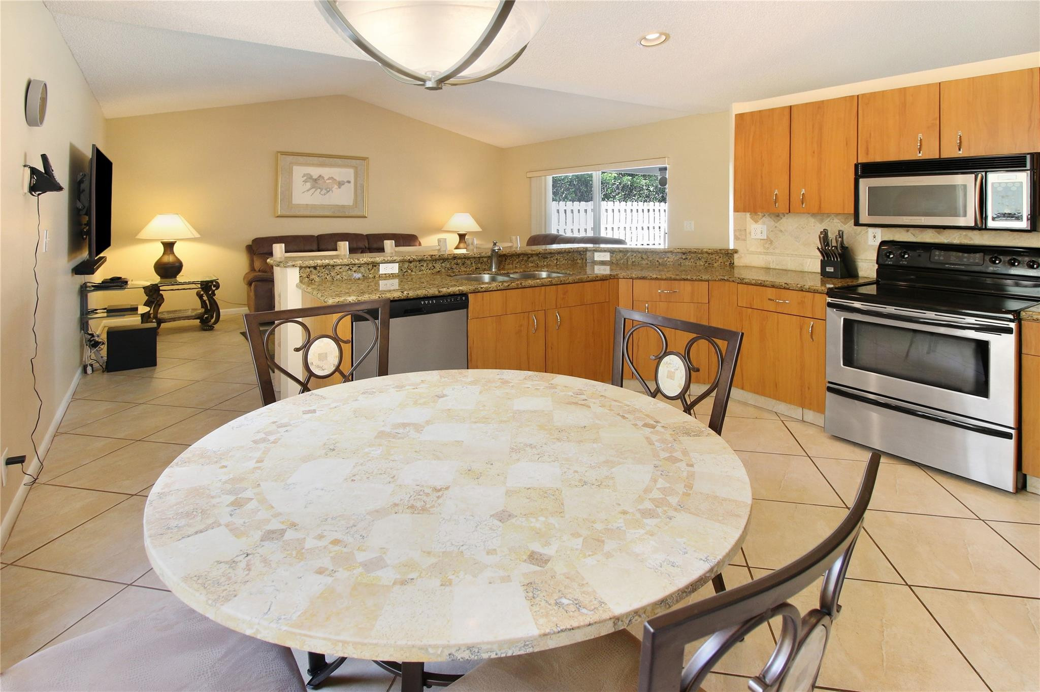 9873 NW 54th Place, Coral Springs