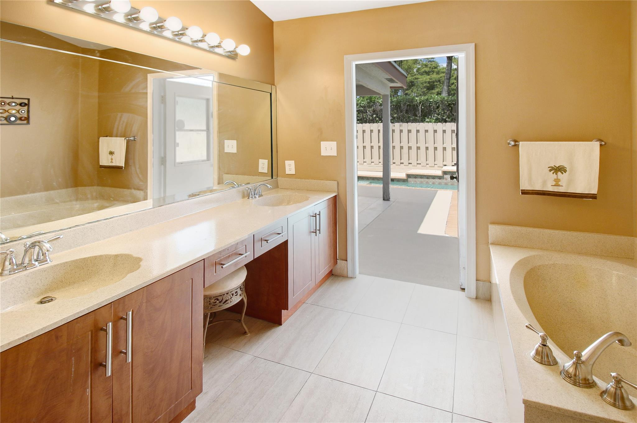 9873 NW 54th Place, Coral Springs