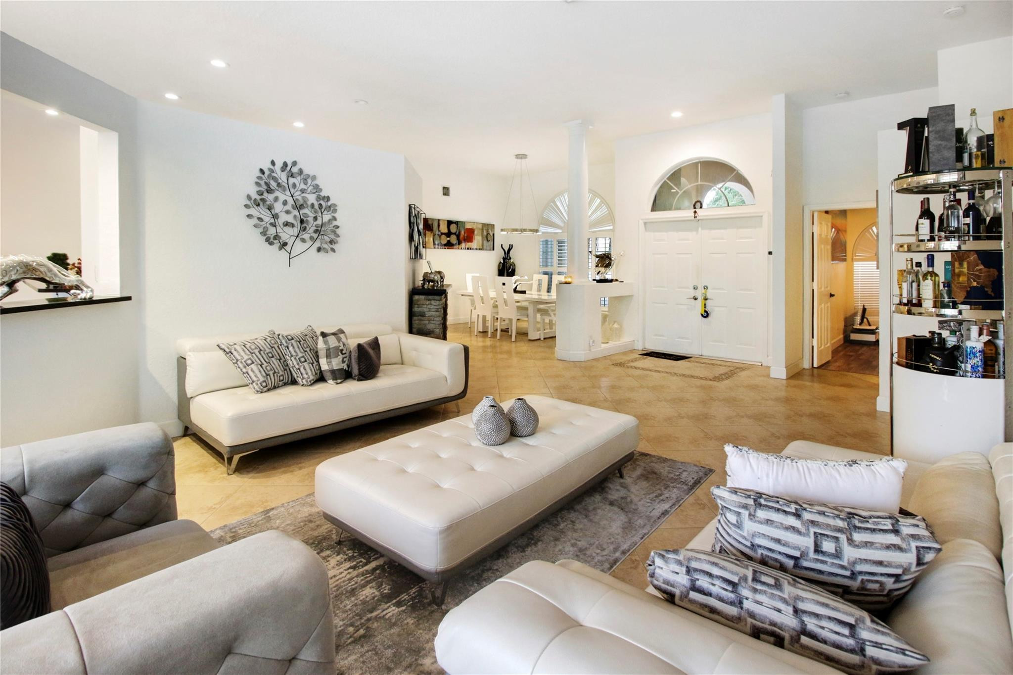 4958 Kensington Cir