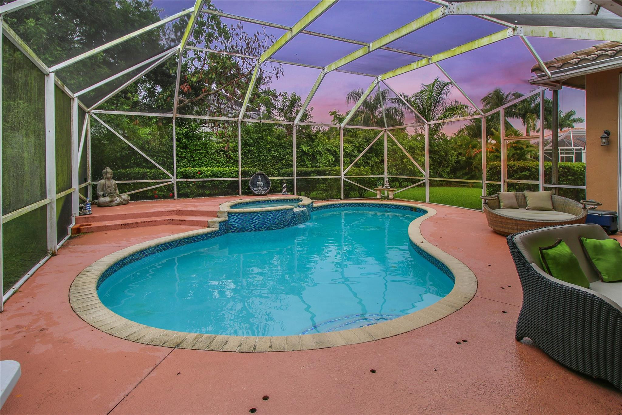 4958 Kensington Cir