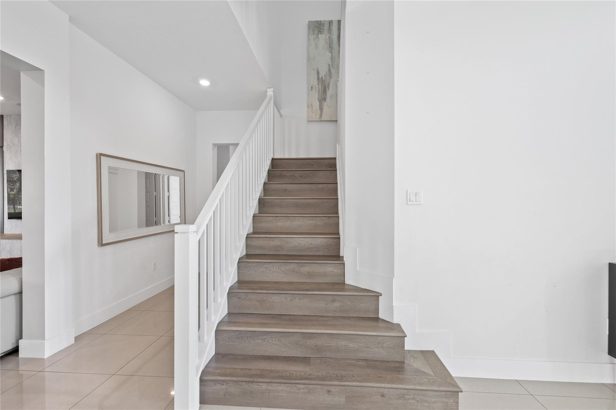8663 Pacifica Ln