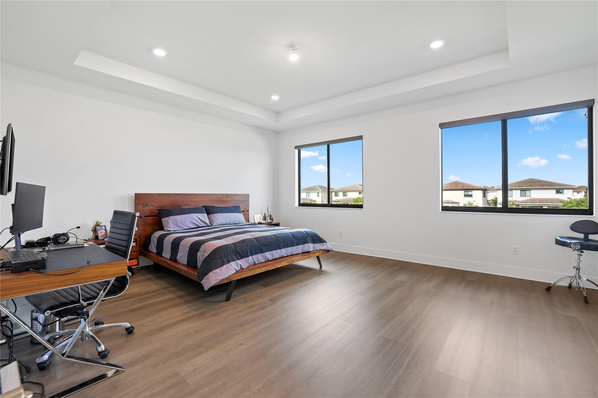 8663 Pacifica Ln