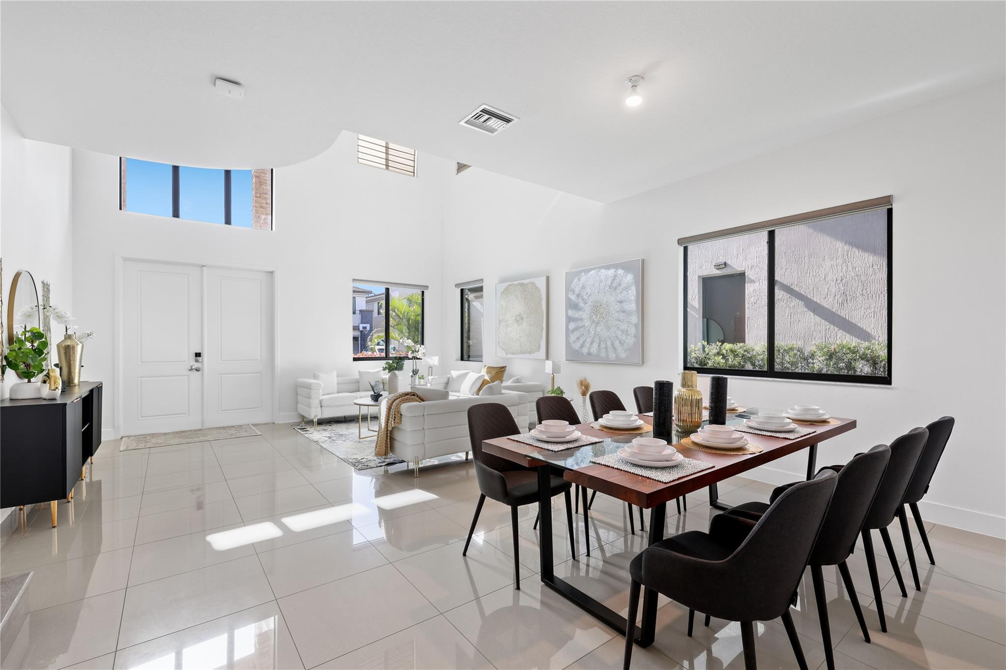8663 Pacifica Ln