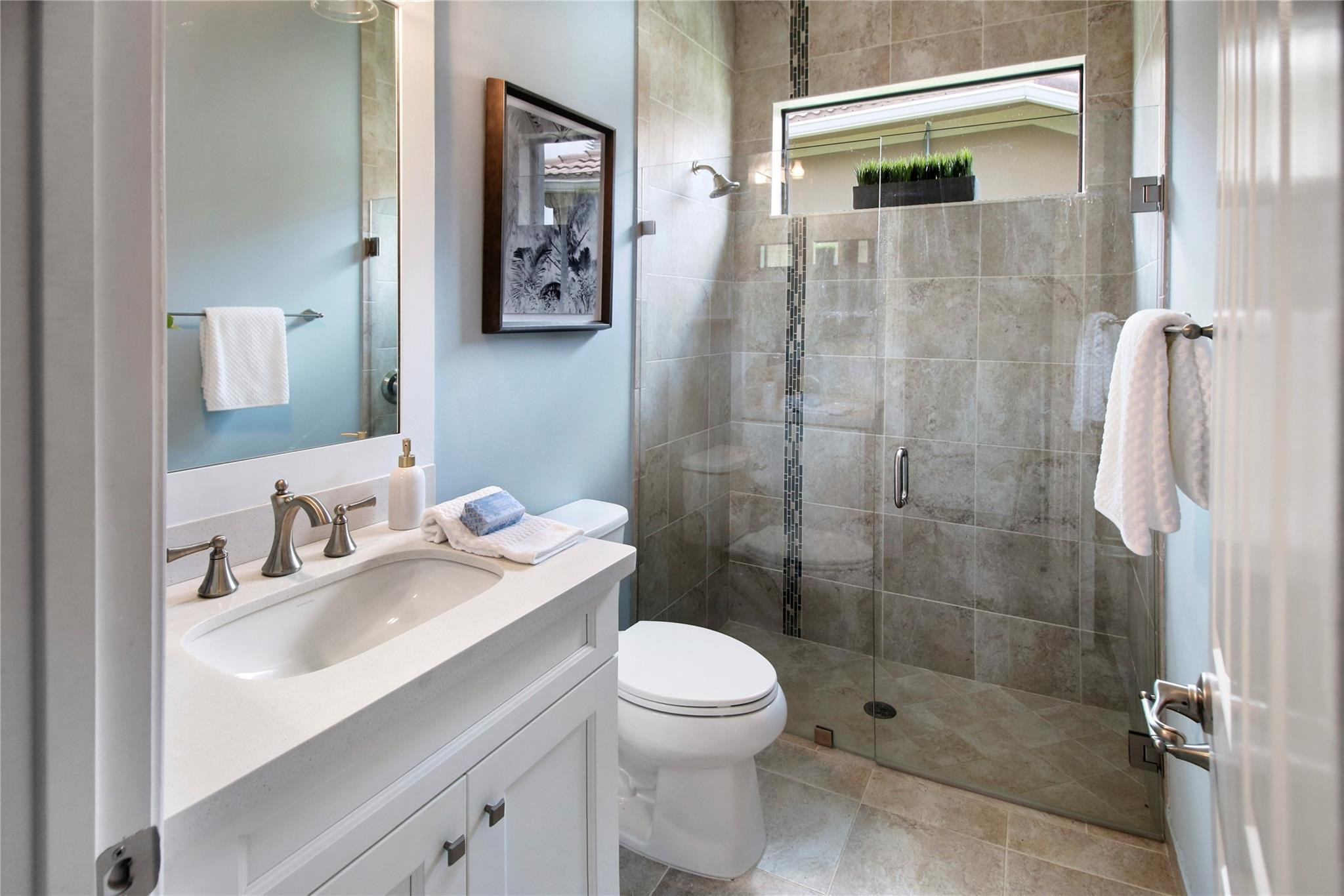 9504 Vallen Ct