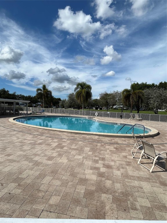 423 Markham T 423, Deerfield Beach Unit: 423