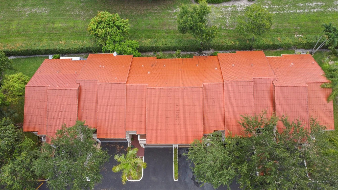 4913 Riverside Drive 204, Coral Springs Unit: 204