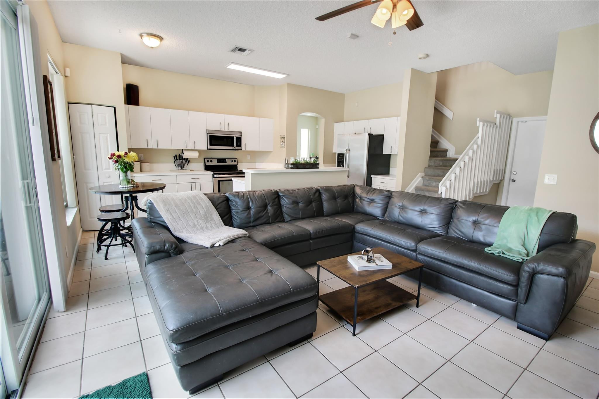 3286 NW 68th Ave