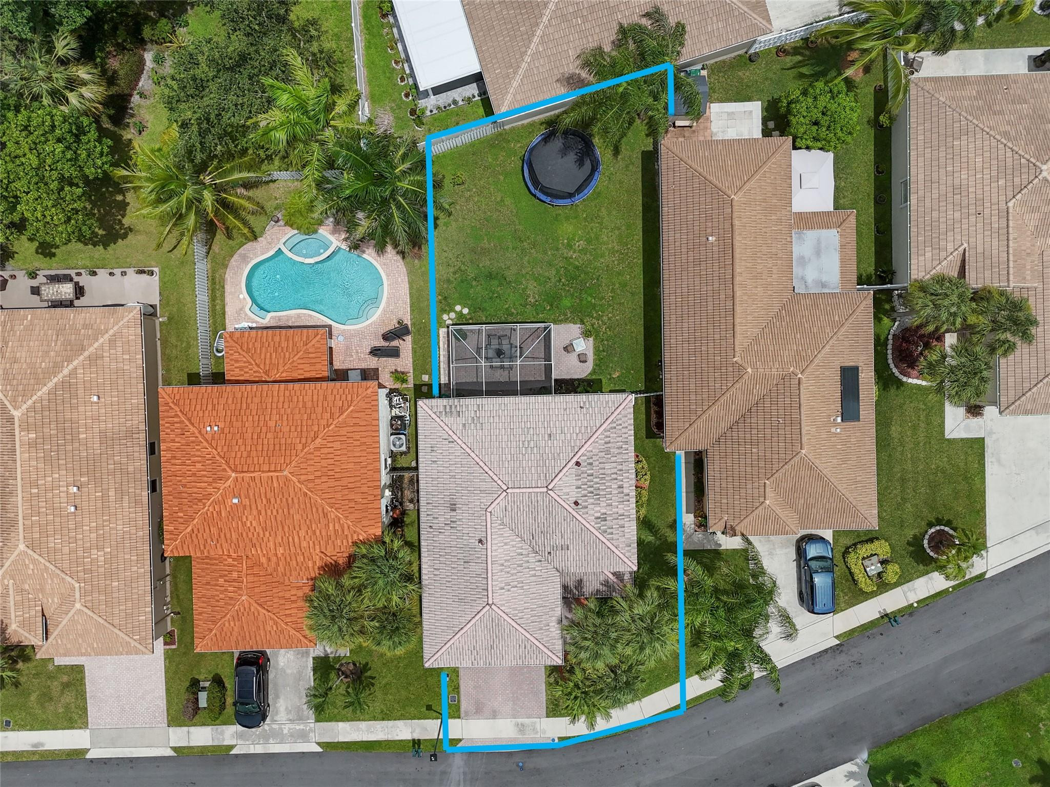 3286 NW 68th Ave