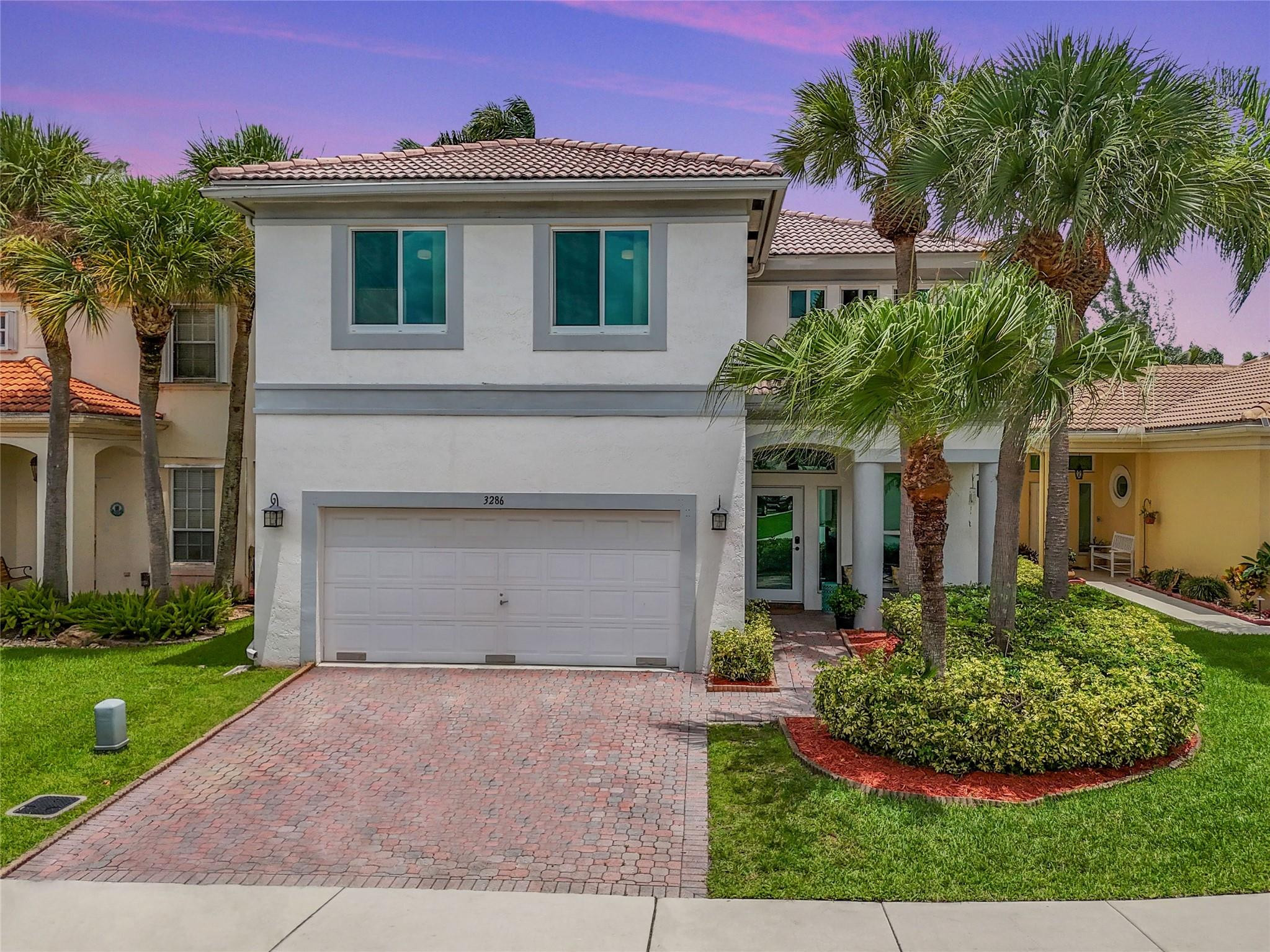 3286 NW 68th Ave