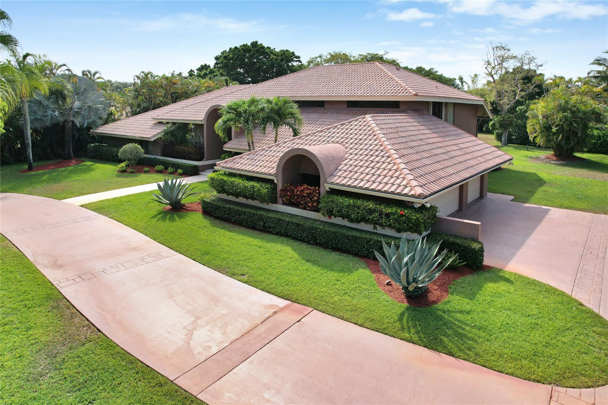 7011 Hialeah Lane, Parkland